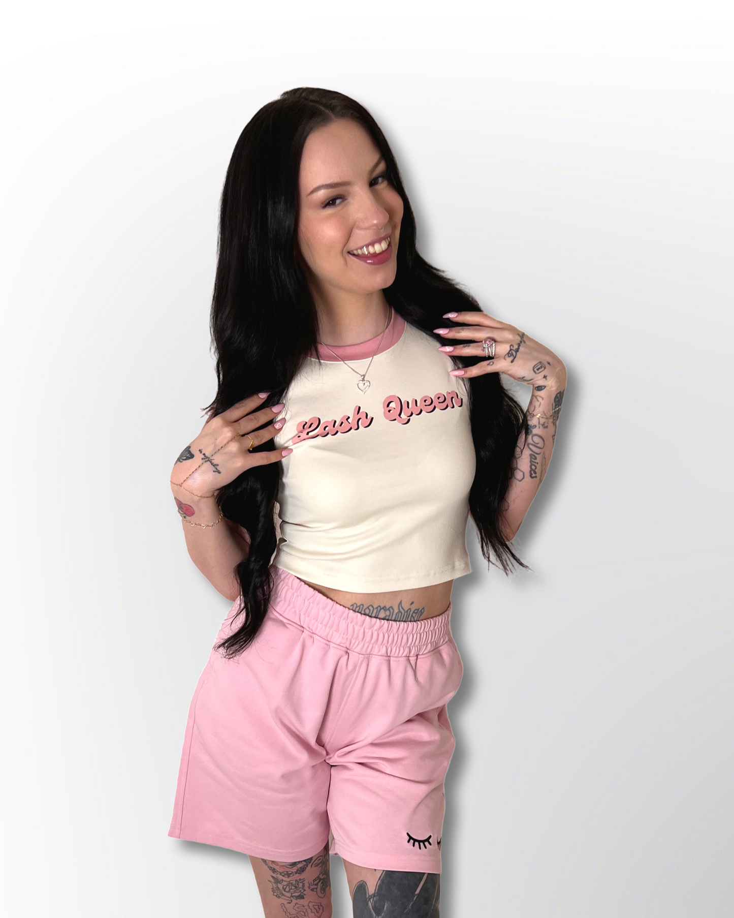 Lash Queen T-paita